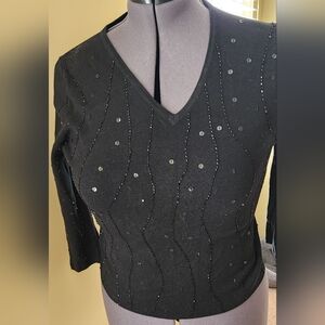 World Republic Womens Sweater sz M Black Sequins Tight Knit Pullover Stretch